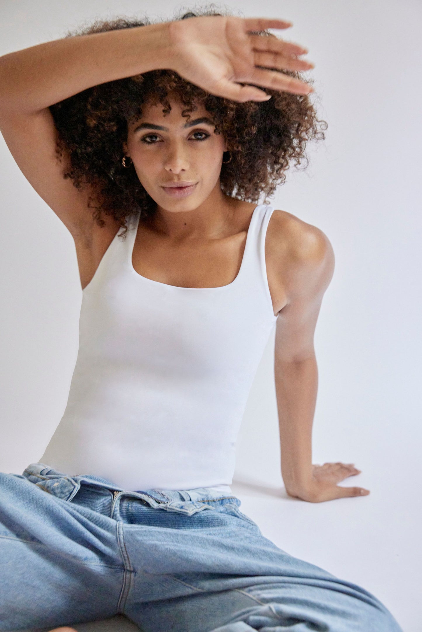 EVERYDAY BASICS SQUARE NECK 01 // WHITE